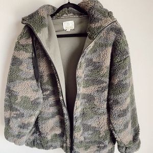 offline aerie zip-up!